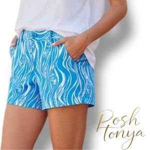 Lilly Pulitzer Joe Fish Callahan Shorts Size 8 Blue Coastal Resort Casual Chic
